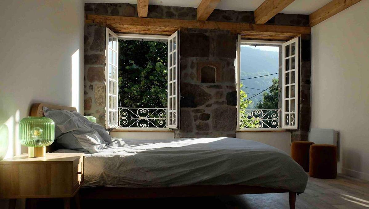 Belle maison au pied du Puy Mary in Le Falgoux, Parc naturel régional des Volcans d'Auvergne