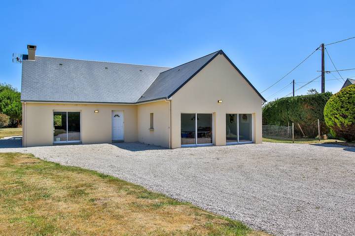 Ferienhaus „Gîte mit Spielzimmer“ mit Terrasse, privatem Garten und Wlan in Montfarville, Cherbourg und Umgebung