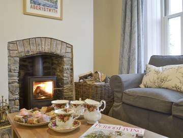 Glamping for 8 People in Ceredigion, Mid-Wales, Photo 2
