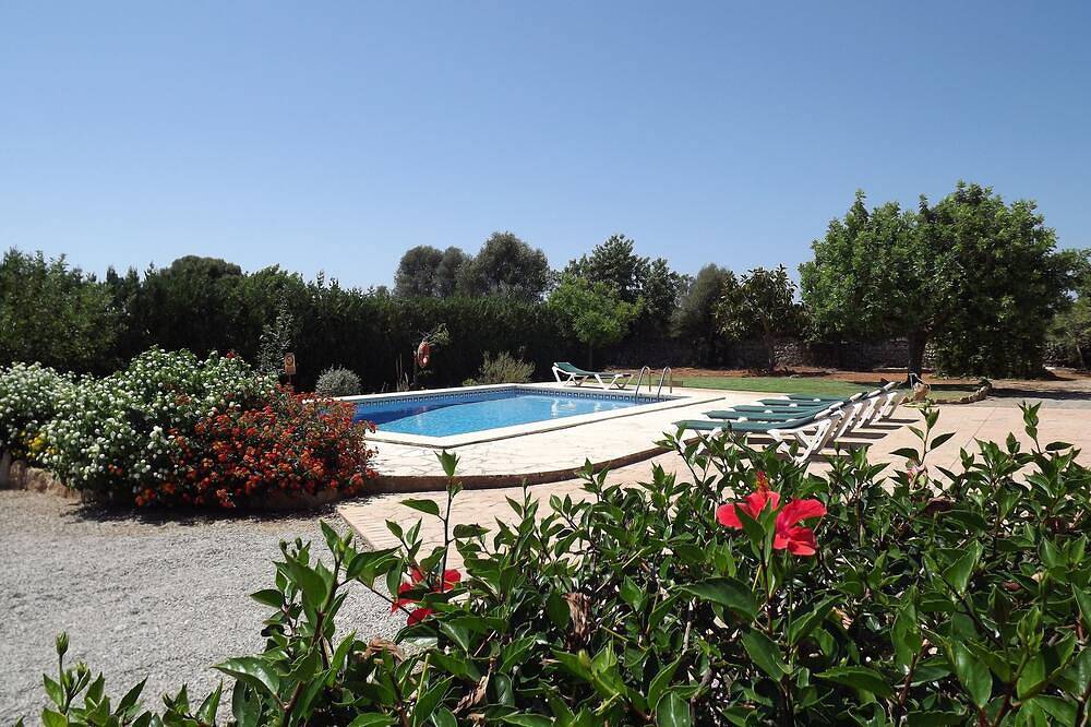 Villa mit privaten Pool und Garten in der Nähe des Strandes. Kostenlos Wlan in s'Horta, Felanitx