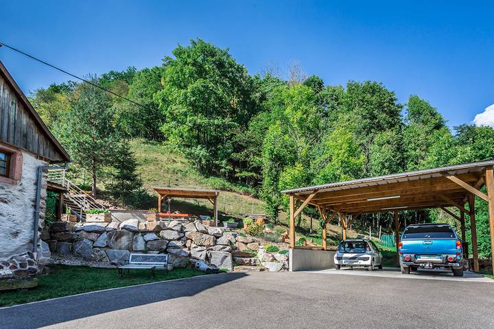Gîte pour 10 personnes, avec terrasse