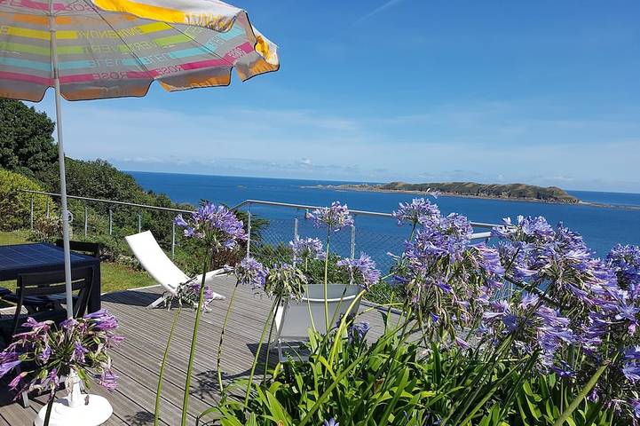 Gîte pour 10 personnes, avec jardin et balcon dans Plage Trestignel