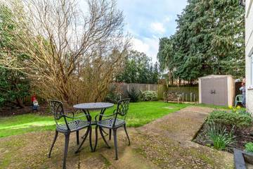 Apartment for 4 People in Kingston upon Thames, London, Photo 2