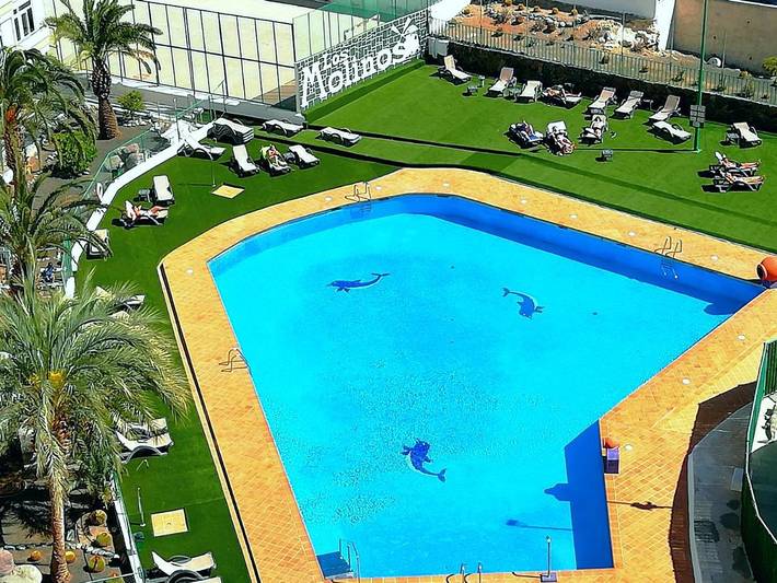 Apartahotel para 2 personas, con jardín y piscina además de vistas y piscina para niños en Playa del Inglés