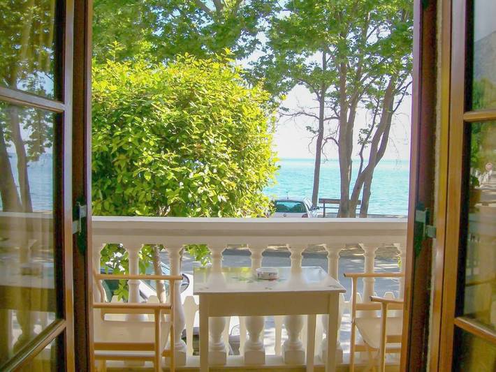 Ferienwohnung für 2 Personen, mit Terrasse und Ausblick sowie Garten, mit Haustier