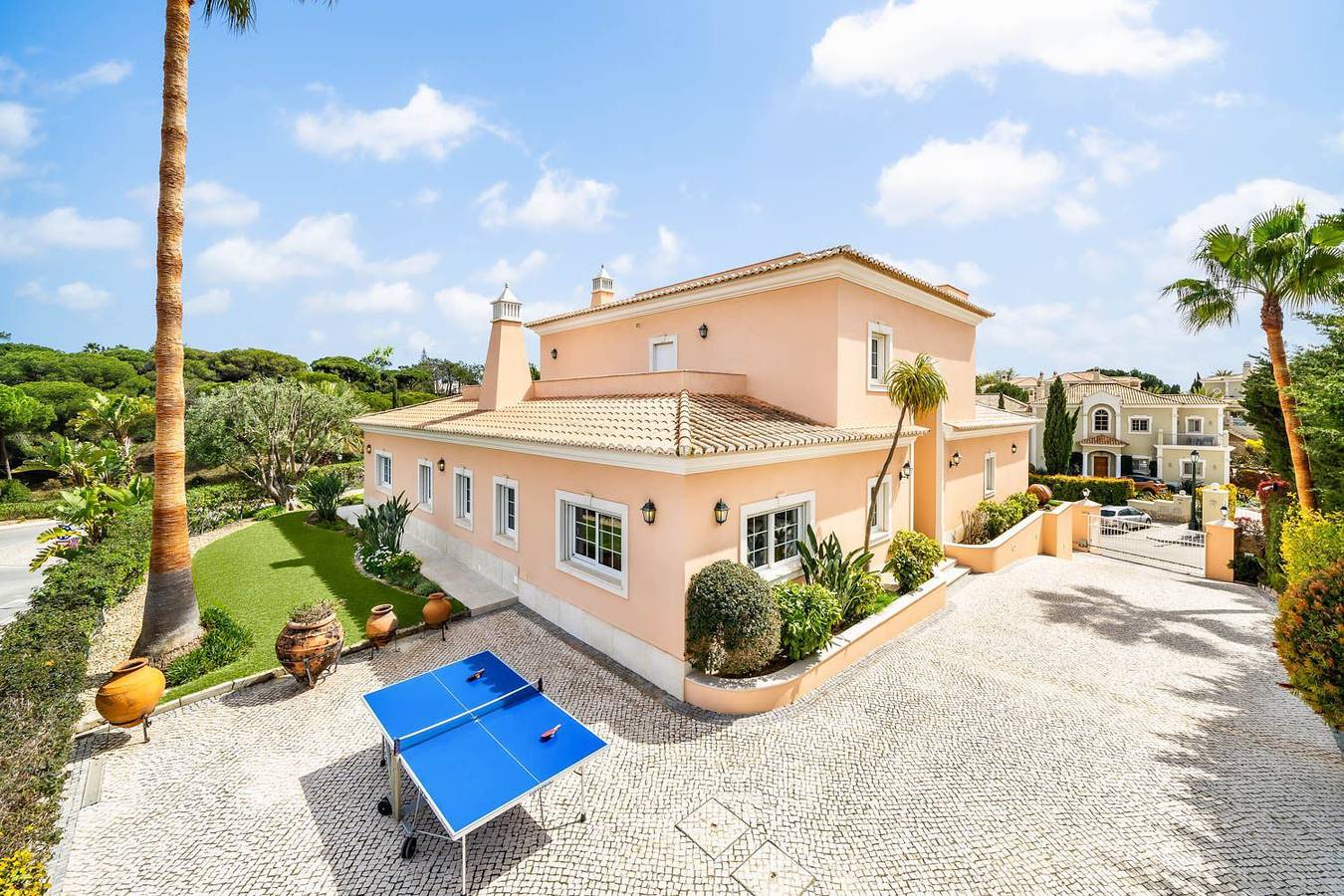 Villa Jordan in Quinta do Lago, Almancil
