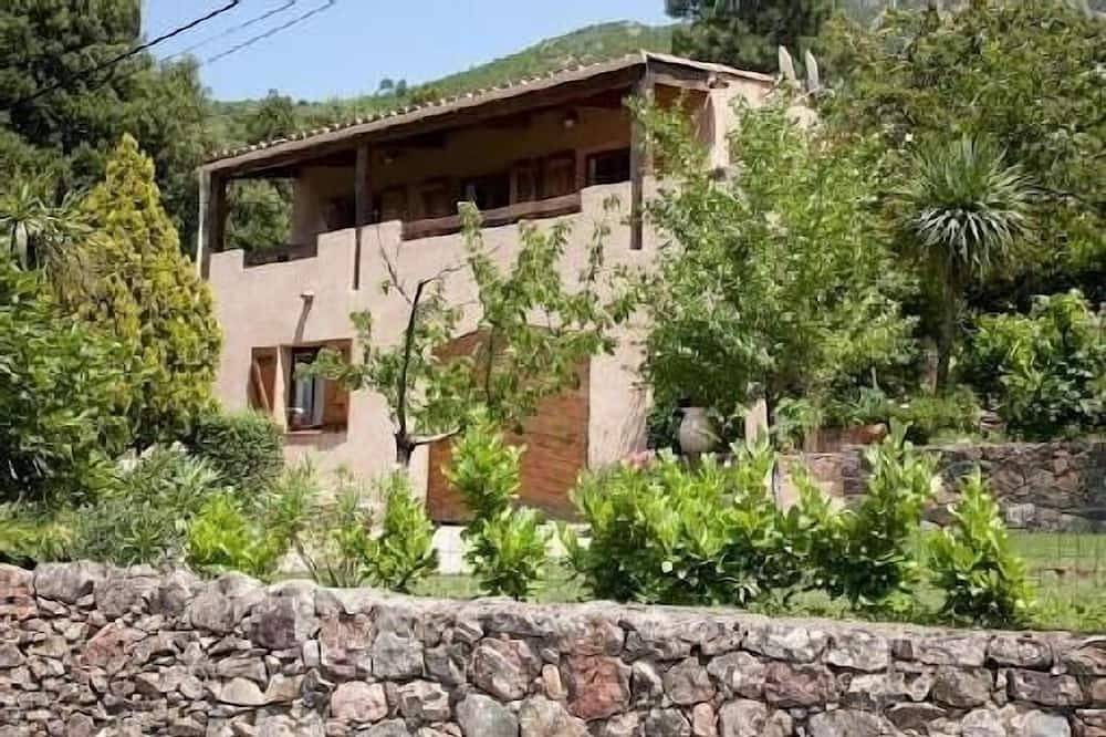 Villa classificata 3 stelle a 5 minuti dalle piscine naturali della riserva della biosfera in Manso, Calvi e dintorni
