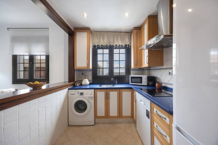 Apartamento vacacional a 9 min de Bajo de Guía con terraza compartida, Wi-Fi y aire acondicionado in Sanlúcar de Barrameda, Costa de la Luz