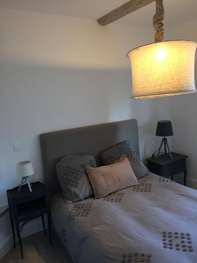 Ganze Wohnung, Two-Bedroom Apartment in Pierrevert, Regionaler Naturpark Luberon