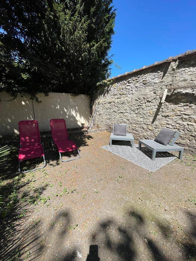 Appartement entier, Le Petit Palmier - Gare de Melun in Melun, Seine-et-Marne