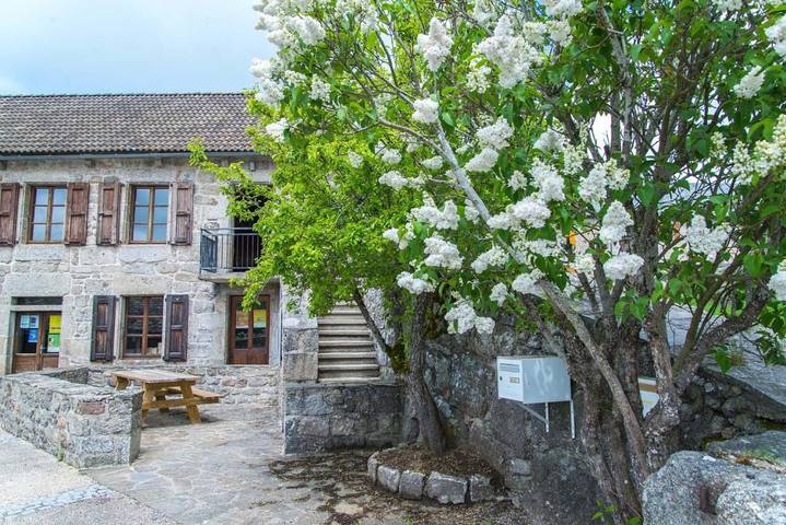 Location de vacances pour 5 personnes, avec terrasse à Brion (Lozère) - 3