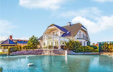 Ferienhaus für 11 Personen, mit Terrasse in Grzybowo