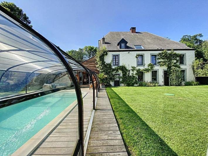 Location de vacances pour 16 personnes, avec piscine ainsi que sauna et jardin, animaux acceptés à Beauraing - 3