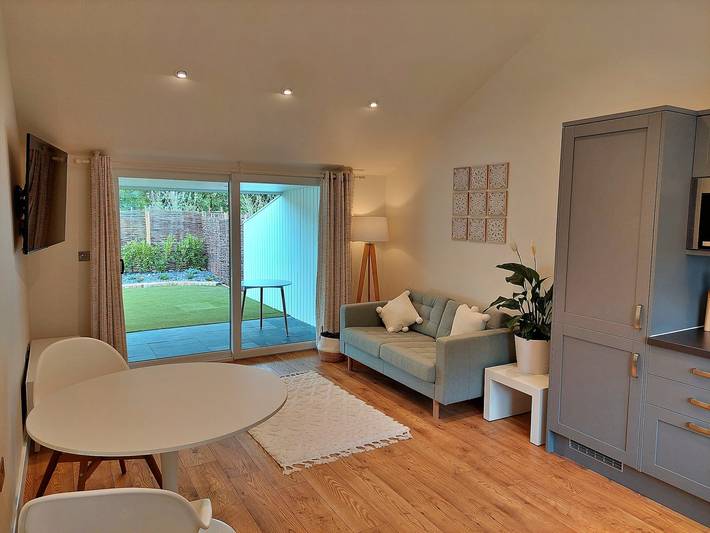 Holiday rental for 2 people, with hot tub and garden in Devon