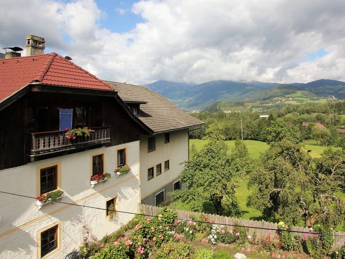 Ferienwohnung für 5 Personen, mit Balkon und Terrasse sowie Ausblick in Lieser-Maltatal