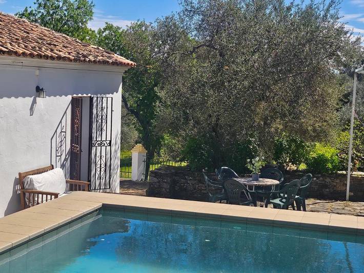 Chalet para 6 personas, con Terraza y Jardín además de Piscina y Vistas en Aracena