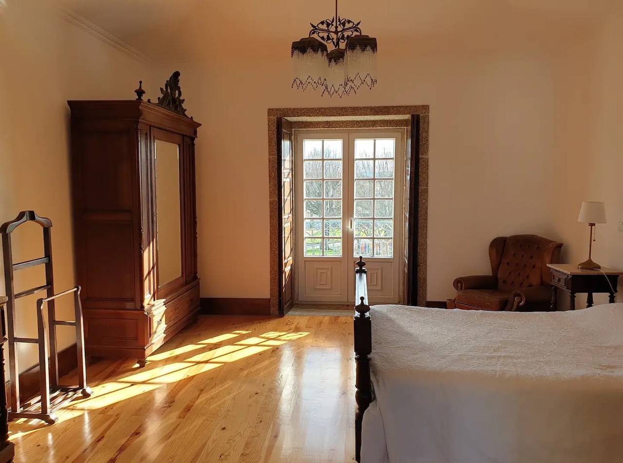 Casa do Terreiro with Private Pool, Private Terrace, and Wi-Fi in Barqueiros, Braga District