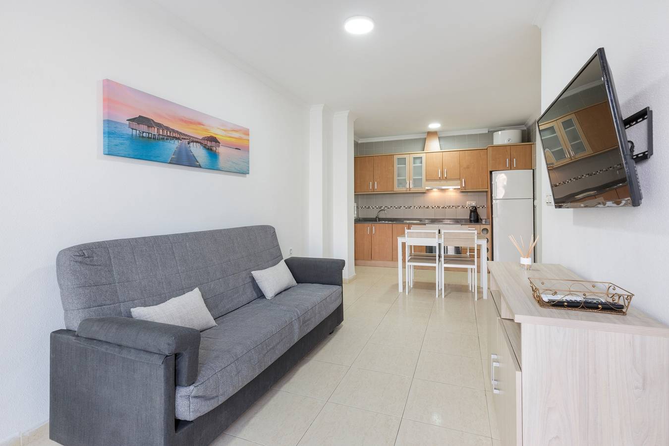 Entire apartment, Apartment 'Eurovosa Vistas Al Mar' with Shared Pool, Shared Garden and Air Conditioning in San Javier, Costa Cálida