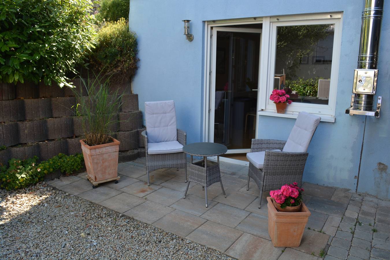 Ganzes Studio, Studio 'Komfort-Apartment mit Terrasse' mit privater Terrasse und Wlan in Estenfeld, Romantische Straße