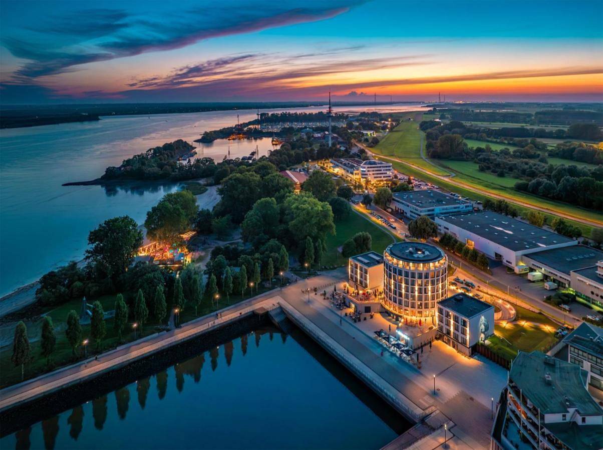 Hotelhafenwedel in Wedel, Kreis Pinneberg