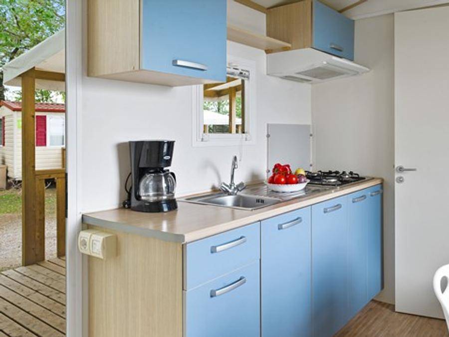 Camping Marvilla Parks Friese Meren - Mobile home 4 persons - Classic | 2 Bedrooms | 4 Pers | Raised terrace | Air conditioning in IJsselmeer