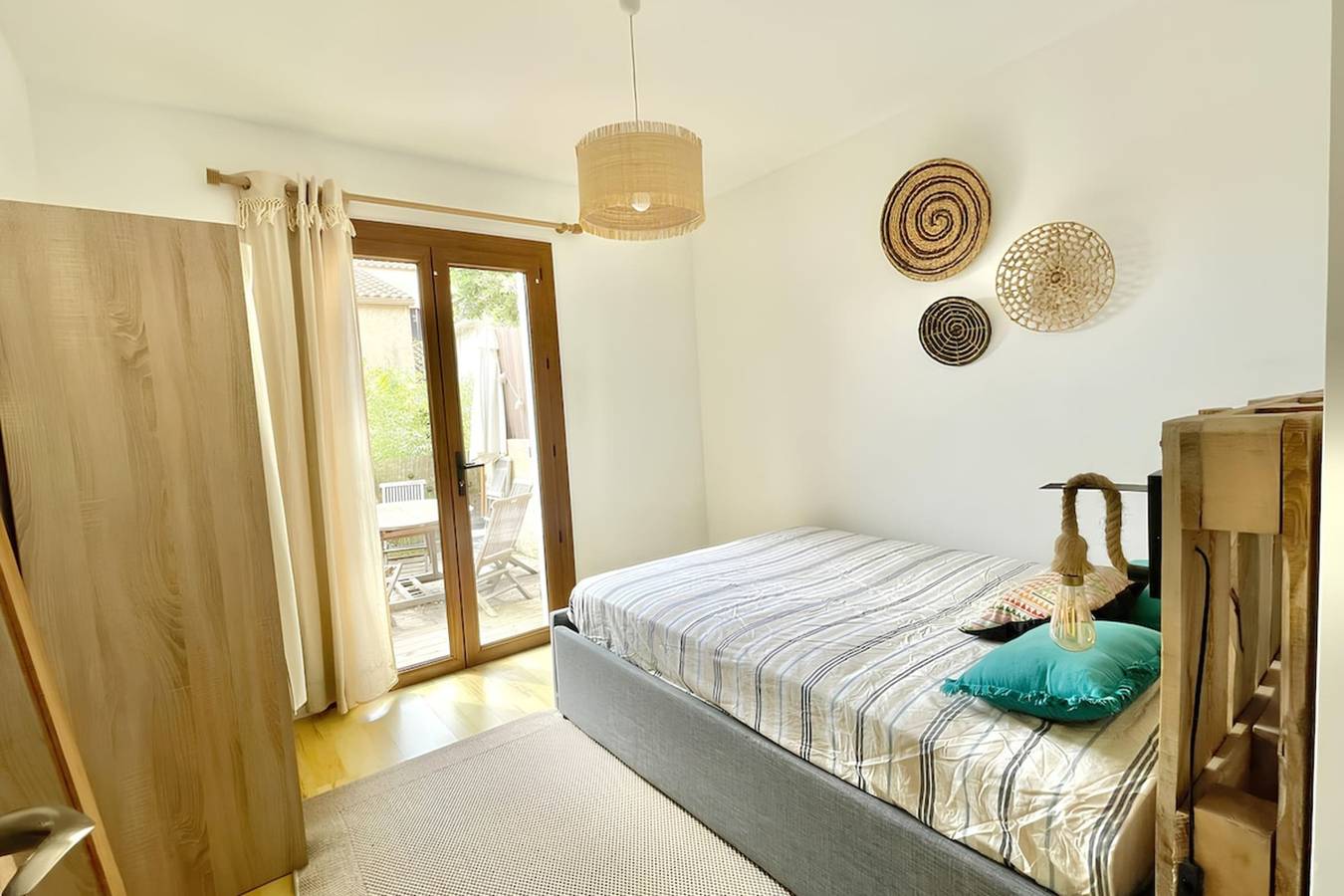 Appartement entier, "Le Romarin" - Clim et 1 place de parking privée in Six-Fours-les-Plages, Région de Toulon