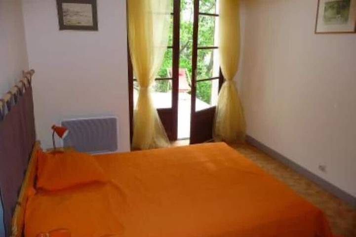 Location de vacances pour 16 personnes, avec terrasse et jardin, animaux acceptés dans Plage de Nauzan - 3