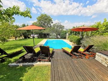 Ferienhaus für 8 Personen, mit Garten und Terrasse in Kaštela