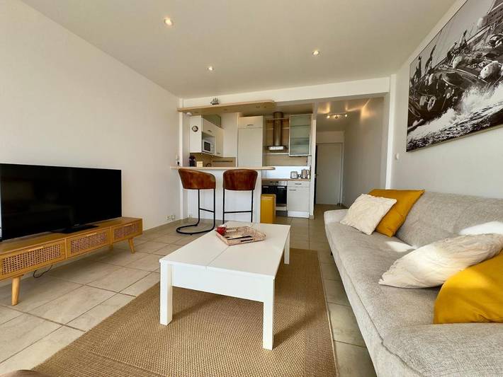 Gîte pour 3 personnes, avec balcon et vue dans Office De Tourisme De Golf Juan - 4