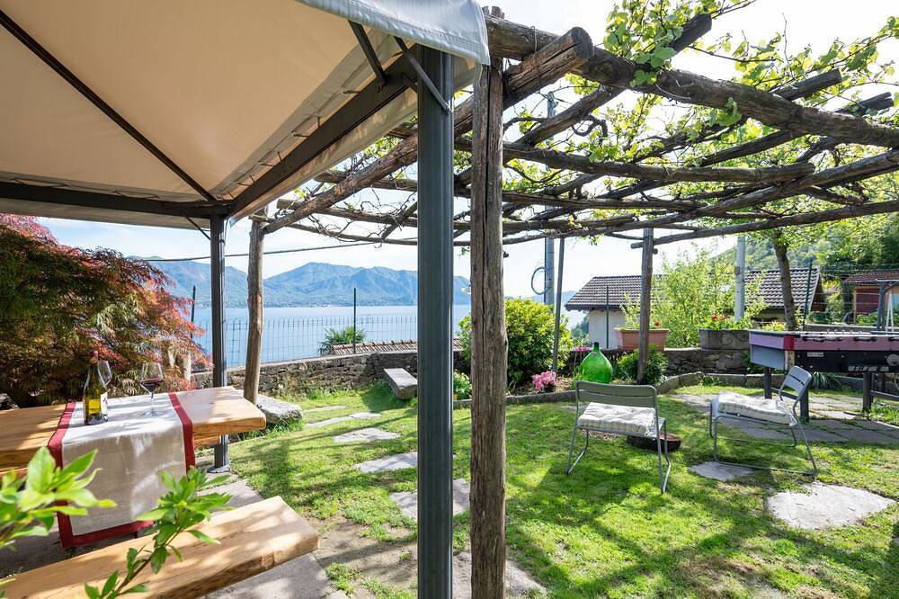 Ferienhaus Meri by Interhome in Cannero Riviera, Lago Maggiore (Piemont)