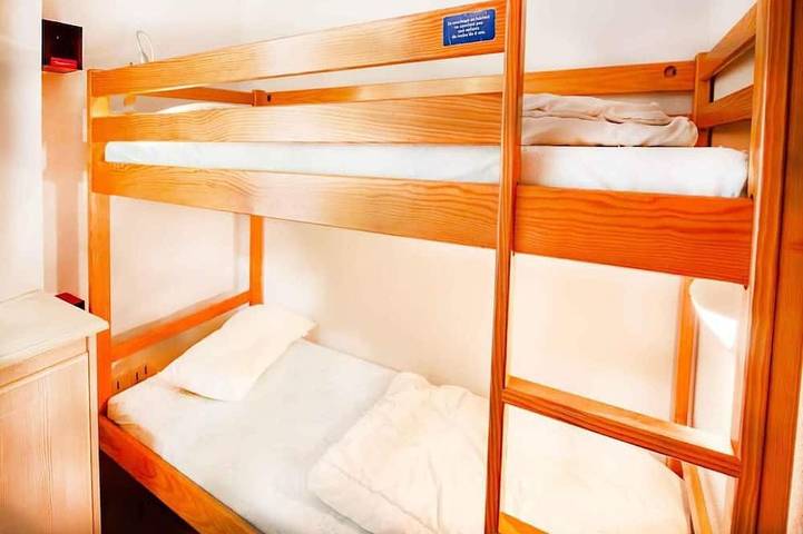Ganze Wohnung, 300m from ski slopes, 4th floor, balcony, parking, tv, ski locker, 25m², La Norma in La Norma, Villarodin-Bourget