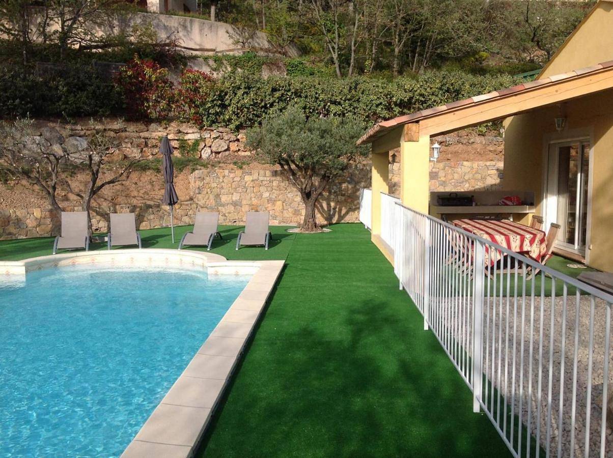 Au mas du lac piscine privée in Bauduen, Brignoles region