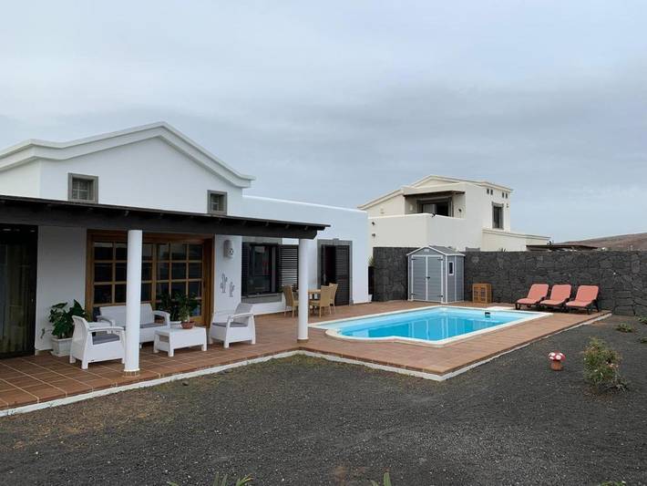 Chalet para 4 personas, con jardín además de vistas y piscina en Lanzarote - 3