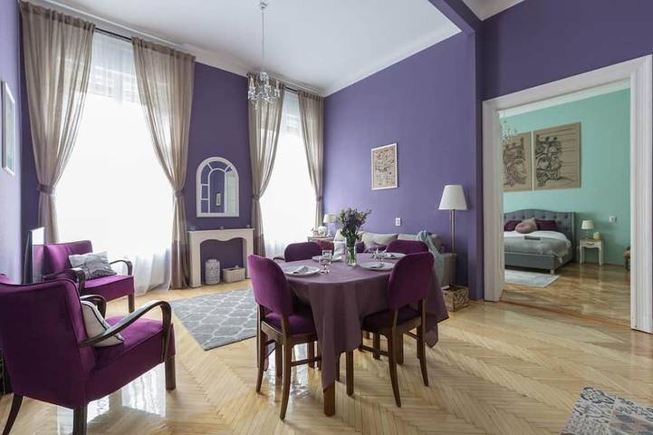 Apartment for 29 people in Budapest