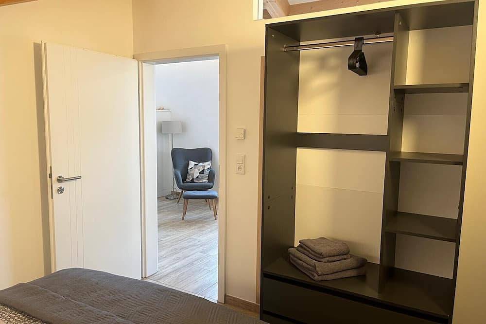 Ganze Wohnung, Ferienwohnung (49m2) mit modernem Badezimmer in Dillingen an der Donau, Dillingen und Umgebung
