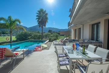 Villa in Pollença, Serra de Tramuntana für 8 