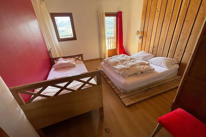 Chalet pour 15 personnes, avec jacuzzi et jardin à Ax-les-Thermes - 4