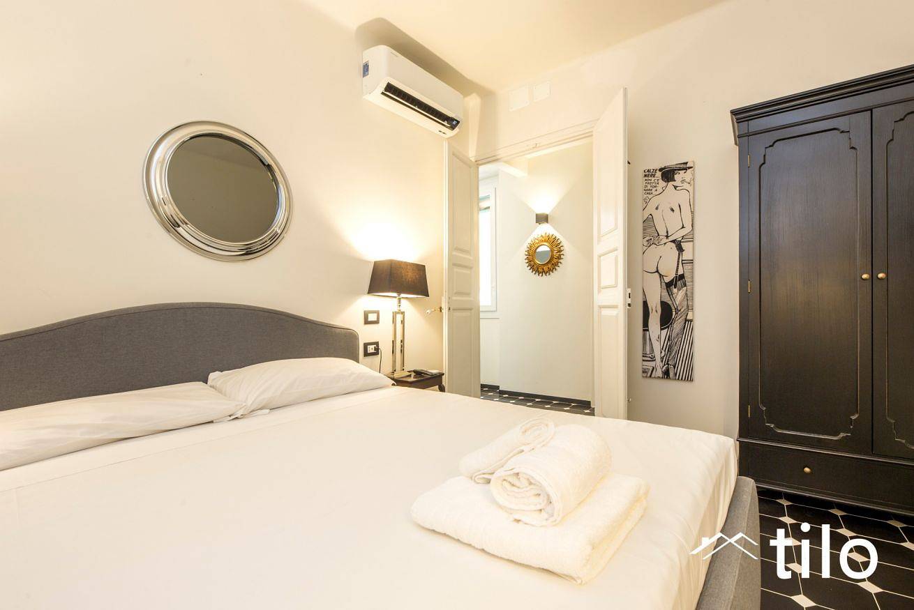 Appartamento intero, Aquarium 3' | 2Br| A/C| Historic Building By Tilo in Genova (Città), Genoa