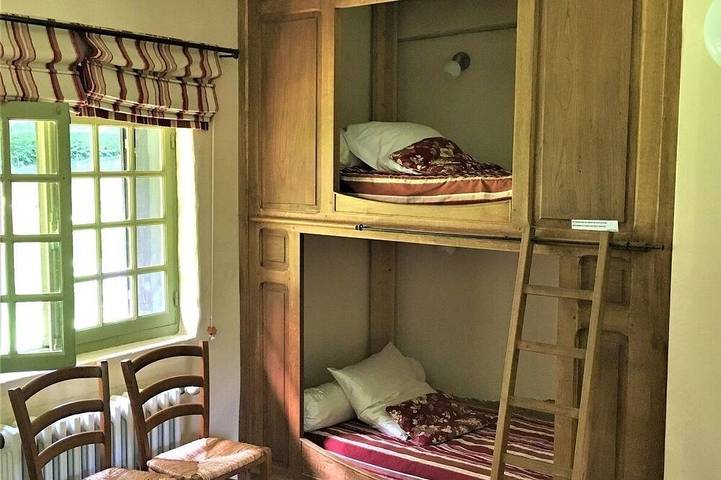 Gîte pour 8 personnes, avec jardin à Le Héron - 2