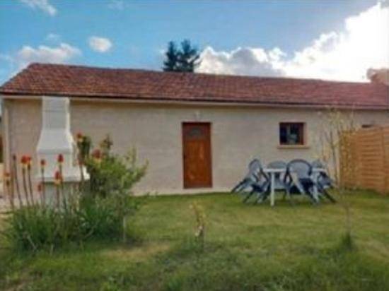 Location de vacances pour 4 personnes, avec Jardin et Vue à Payrignac