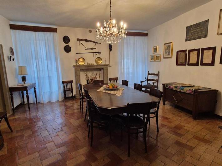 Ferienwohnung für 2 Personen, mit Terrasse und Whirlpool sowie Garten in Tignale - 4