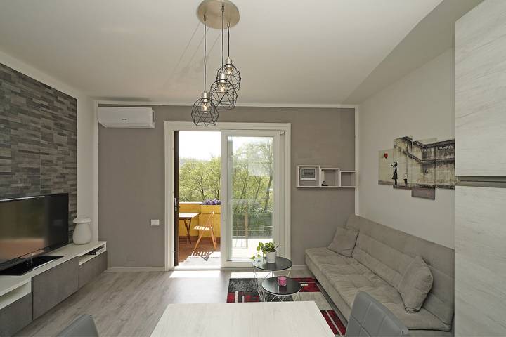 Ferienwohnung für 2 Personen, mit Balkon in Soiano del Lago