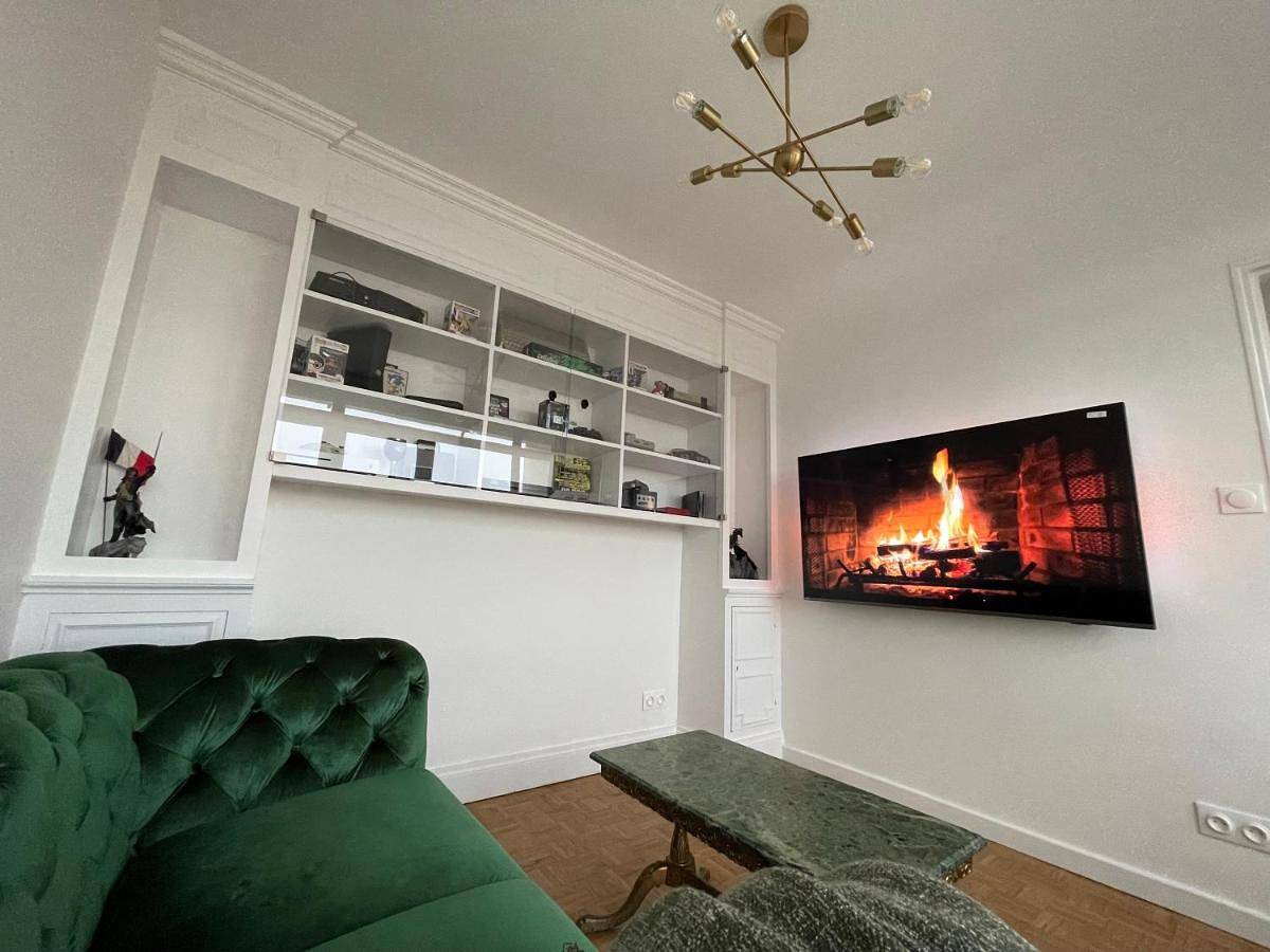 Appartement entier, Two-Bedroom Apartment in Saint-Brieuc, Côte de Goëlo