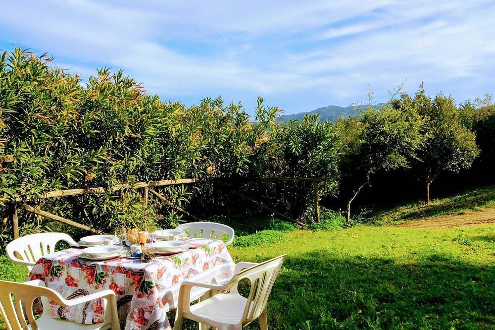 Semi-detached house surrounded by greenery with garden 10 min from the sea in Teulada, Cagliari Province