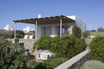 Villa for 8 People in Paros, Paros Regional Unit, Photo 4