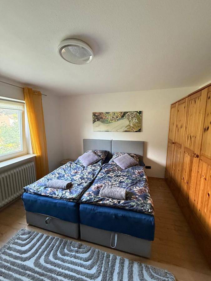 Gîte pour 4 personnes, avec terrasse ainsi que vue et jardin à Gernsbach - 3