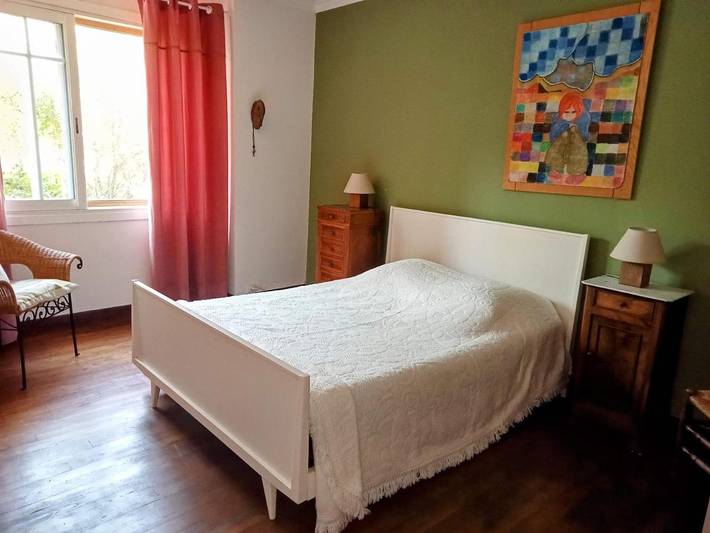Location de vacances pour 4 personnes, avec terrasse ainsi que vue et jardin à Gan - 4