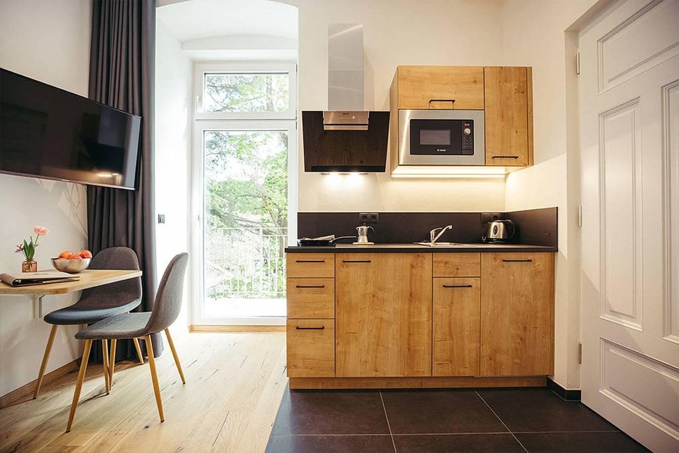 Ganzes Studio, Einzimmerapartment 'Freienfeldhof Gala' mit Bergblick, Gemeinschaftsgarten und Wlan in Algund, Texelgruppe
