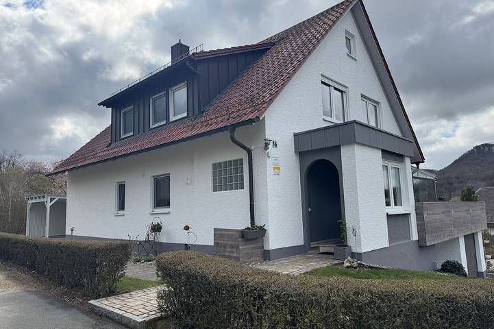 Ferienwohnung für 5 Personen, mit Balkon und Garten, mit Haustier