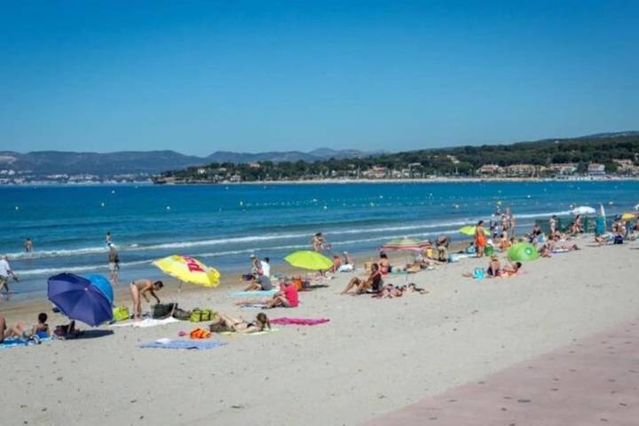 Gîte pour 2 personnes, avec terrasse dans Port Des Lecques Saint Cyr Sur Mer - 3